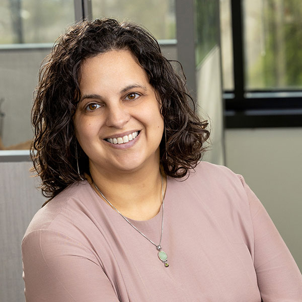 Julia Lucas headshot